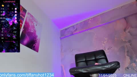 Tifanny Benitez  online show from 01.12.25
