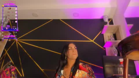 Tifanny Benitez  online show from 10.11.25