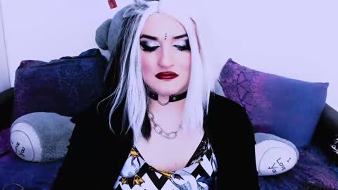 sexxx_queen online show from 02.05.25