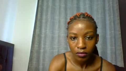 sexxy_lunah online show from 08.01.26