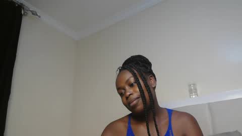 Snapshot of sexxyivy chatting on 03.08.25 ivy online show from 03.08.25