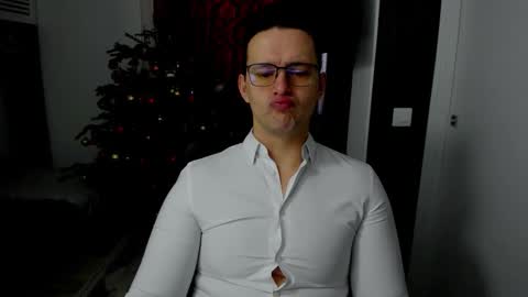 Sexxymuscles4U online show from 01.13.26