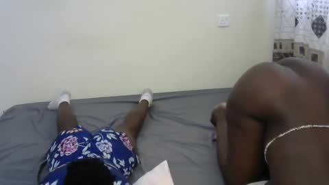 sexy_apple2 online show from 10.14.25