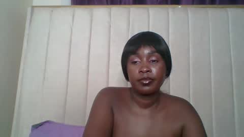 Snapshot of sexy_ari2 chatting on 11.29.25 sexy_ari2 online show from 11.29.25