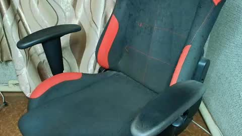 Jessica  Face only in pvt or in snapchat Dont ask more.... online show from 05.31.26