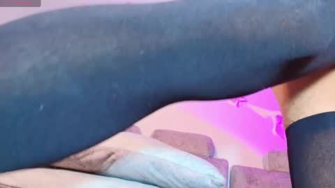 sexy_bellaa online show from 04.08.26