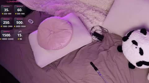 Snapshot of sexy_blonde_doll chatting on 02.20.25 Lina online show from 02.20.25