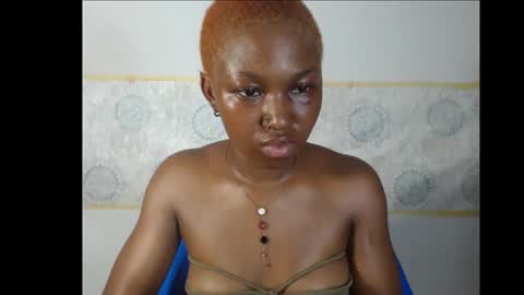 sexy_bluey247 online show from 10.03.25