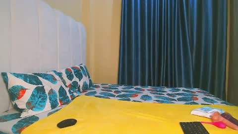 foxxy sweets online show from 04.15.26