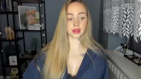 C o r a l i e online show from 12.10.24