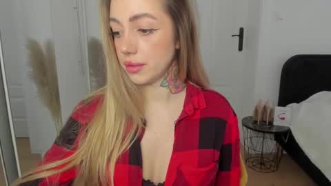 C o r a l i e online show from 01.31.25