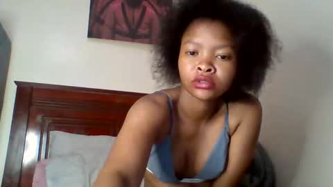 Snapshot of sexy_dianaa chatting on 04.30.26 sexy_dianaa online show from 04.30.26