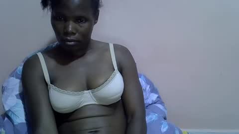 Snapshot of sexy_dolly2 chatting on 01.15.26 sexy dolly online show from 01.15.26