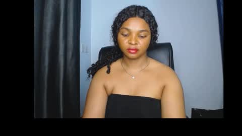 Snapshot of sexy_ebonygirl_ chatting on 01.18.26 Clara online show from 01.18.26