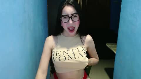sexy_emily92 online show from 03.28.26