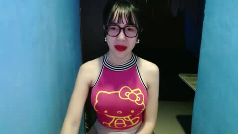 sexy_emily92 online show from 03.31.26