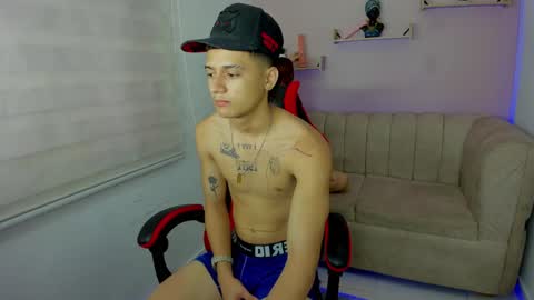 sexy_girl__777 online show from 02.14.25