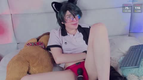 Snapshot of sexy_hot_boyy chatting on 12.08.24 Dereck Martinez online show from 12.08.24