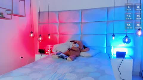 Snapshot of sexy_hot_boyy chatting on 12.13.24 Dereck Martinez online show from 12.13.24