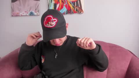 Snapshot of sexy_hot_boyy chatting on 12.30.24 Dereck Martinez online show from 12.30.24