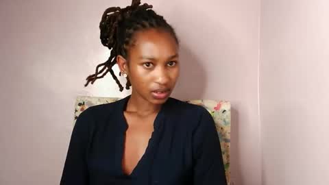 Snapshot of sexy_joyline chatting on 01.19.26 joy online show from 01.19.26