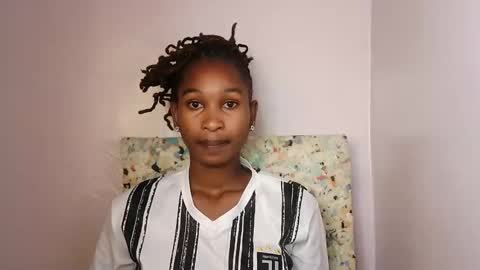 Snapshot of sexy_joyline chatting on 02.07.26 joy online show from 02.07.26