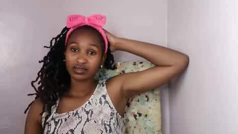 Snapshot of sexy_joyline chatting on 02.15.26 joy online show from 02.15.26