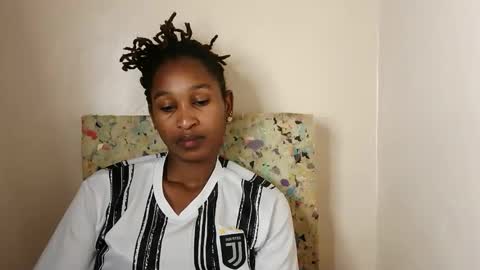 Snapshot of sexy_joyline chatting on 03.27.26 joy online show from 03.27.26