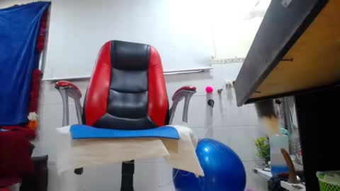 MARIPOSA online show from 12.17.25