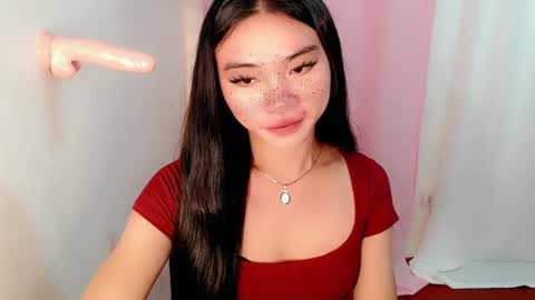 Snapshot of sexy_mikaxoxo chatting on 02.19.25 mika online show from 02.19.25