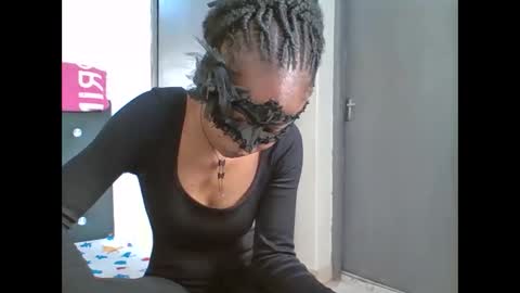 Snapshot of sexy_mimi7 chatting on 03.26.26 mimi online show from 03.26.26