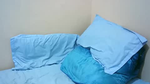 Snapshot of sexy_tiffah33 chatting on 09.19.25 Tiffah online show from 09.19.25