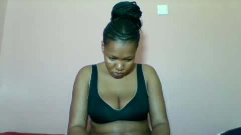 sexyapple2002 online show from 10.05.25