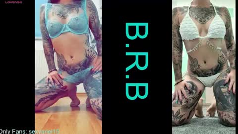 SexyAriel15 online show from 05.27.26