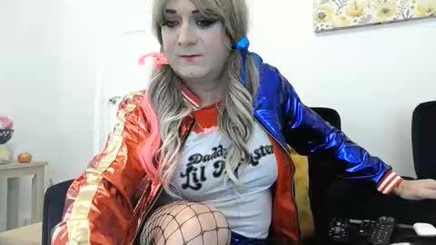 Becky online show from 10.25.25