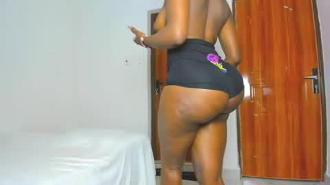 sexybootydoll online show from 07.10.26