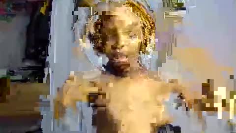 Essy online show from 11.23.25