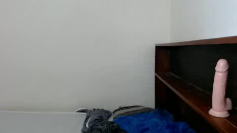 Snapshot of sexycale23 chatting on 01.21.25 hunting CALEfornian online show from 01.21.25