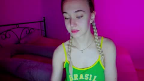 Sophia online show from 12.06.24