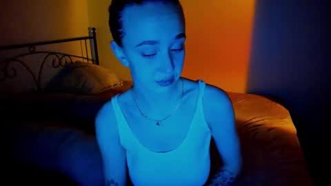 Sophia online show from 12.08.24