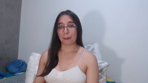 Coralinne online show from 01.31.25