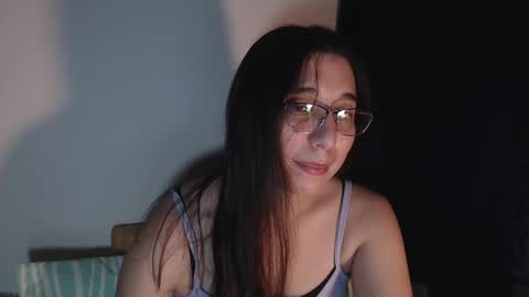 Coralinne online show from 02.08.25