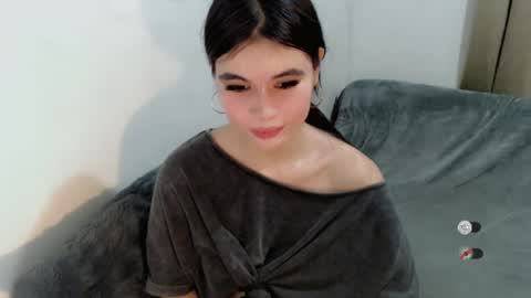 sexydollfox online show from 11.17.25