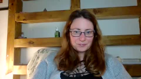 Snapshot of sexyemilyoliver chatting on 04.20.26 Emily online show from 04.20.26
