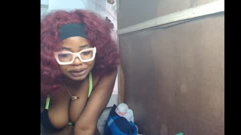 Snapshot of sexyhoneypot chatting on 06.23.26 Marvellous online show from 06.23.26