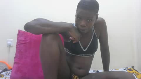 Snapshot of sexyhotgal4 chatting on 04.05.26 MARGARET online show from 04.05.26