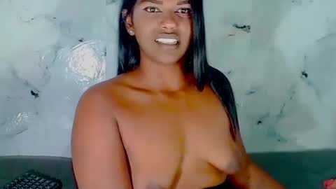 Snapshot of sexykitten147 chatting on 06.26.26 SexyKitten147 online show from 06.26.26