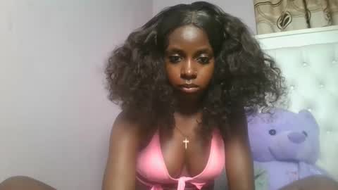 Snapshot of sexykitten200 chatting on 02.12.26 SexyKitty online show from 02.12.26