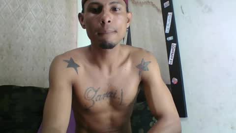 Snapshot of sexyleon69 chatting on 05.23.26 Sexy leon online show from 05.23.26
