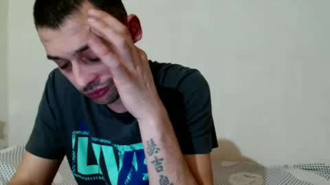 Snapshot of sexymannr1 chatting on 02.04.25 Sexymannr1 online show from 02.04.25